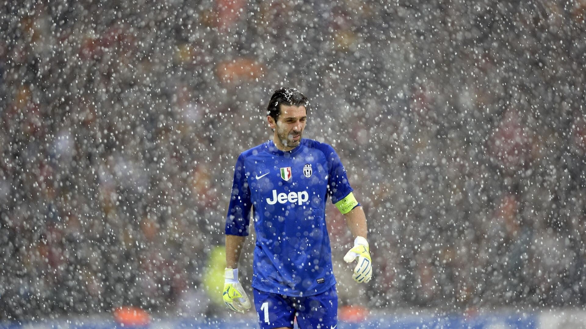 绝境中的双面锋刃，从绿茵场到乒乓台，永不熄灭的竞技之光